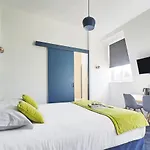 Hotel Les Nations The Originals Boutique 3*