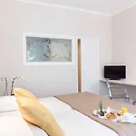 Hotel Les Nations The Originals Boutique Vichy