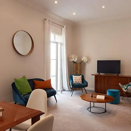 Otel Les Nations The Originals Boutique 3*