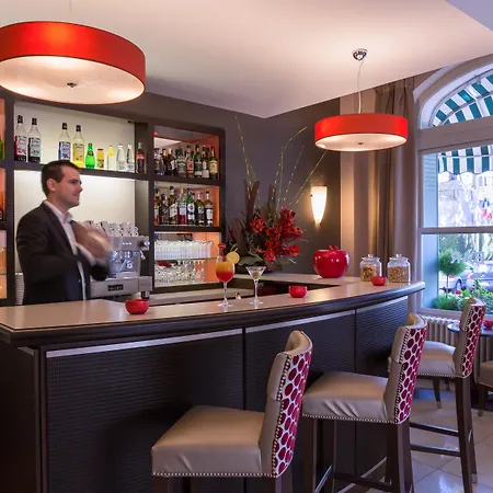 Otel Les Nations The Originals Boutique