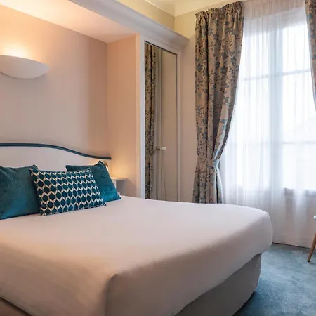 Les Nations The Originals Boutique