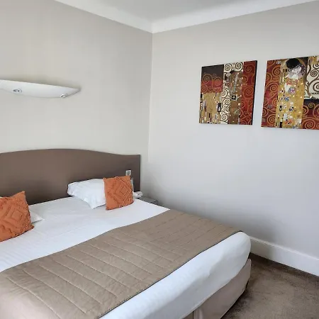 Les Nations The Originals Boutique Otel Vichy