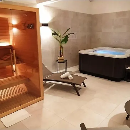 Les Nations The Originals Boutique Otel Vichy