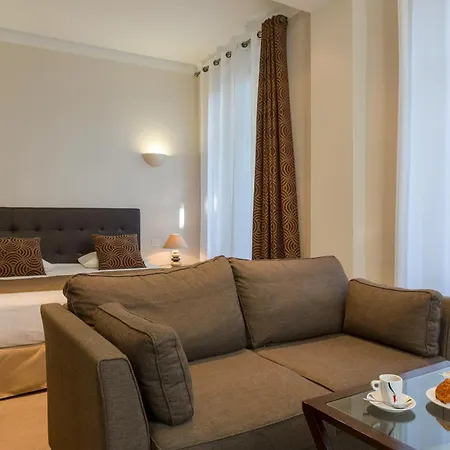 Otel Les Nations The Originals Boutique