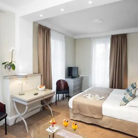 Otel Les Nations The Originals Boutique