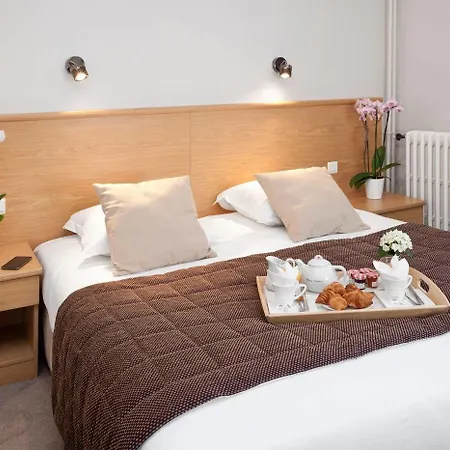 Hotell Les Nations The Originals Boutique 3*