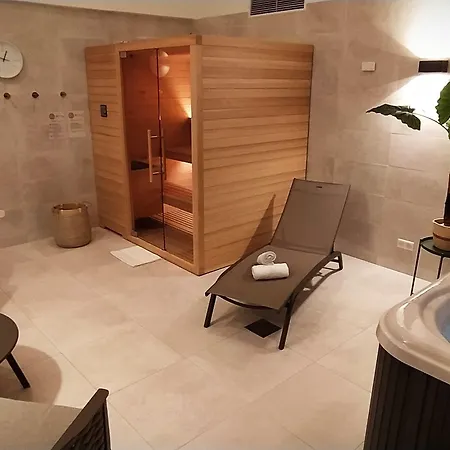 Otel Les Nations The Originals Boutique