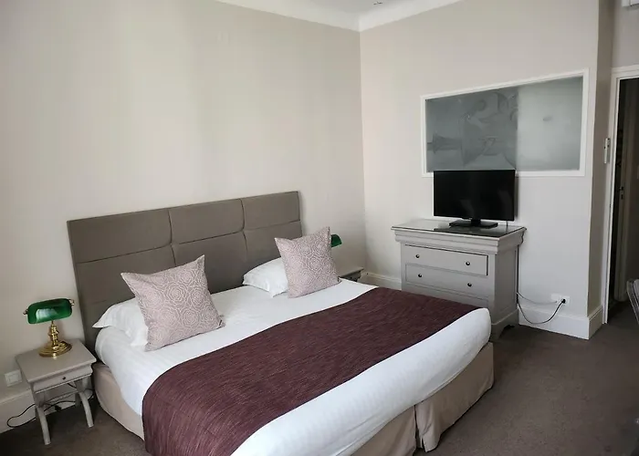 Les Nations The Originals Boutique