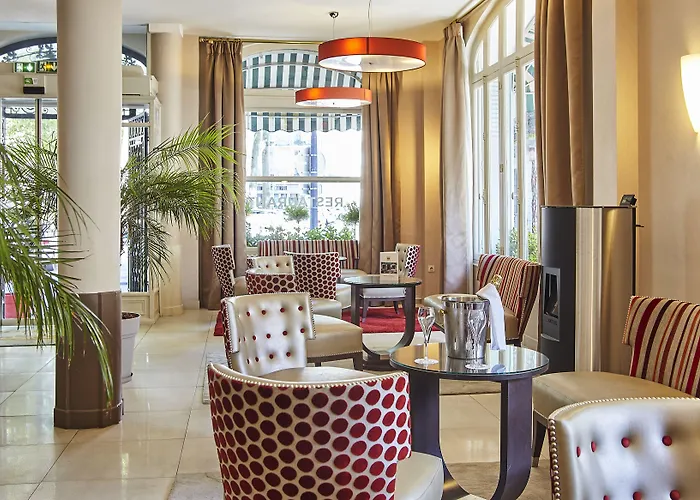 Les Nations The Originals Boutique Βισύ